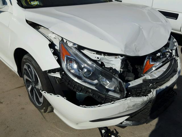 1HGCR2F81GA076814 - 2016 HONDA ACCORD EXL WHITE photo 9