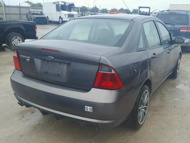 1FAHP34N37W349060 - 2007 FORD FOCUS ZX4 GRAY photo 4