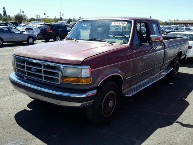 1FTHX25G4NKB61642 - 1992 FORD F250 BURGUNDY photo 2