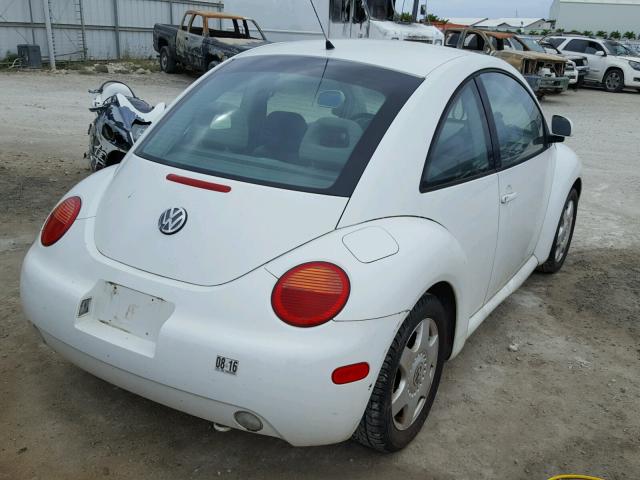 3VWBB61C6WM030511 - 1998 VOLKSWAGEN NEW BEETLE თეთრი ფოტო 4