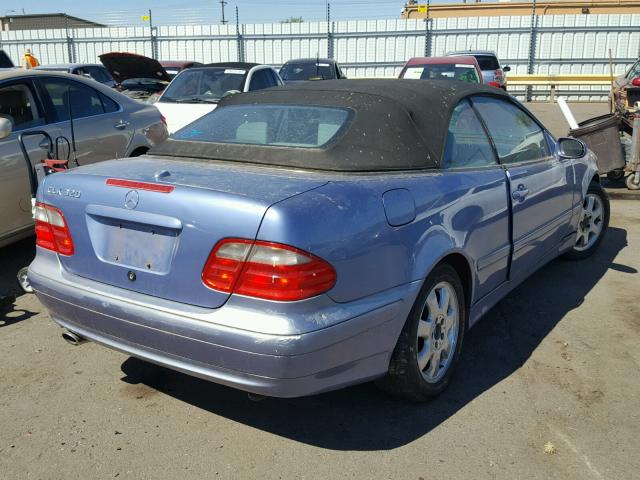 WDBLK65G03T136601 - 2003 MERCEDES-BENZ CLK 320 BLUE photo 4