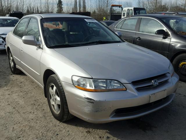 1HGCG1654XA013938 - 1999 HONDA ACCORD EX SILVER photo 1