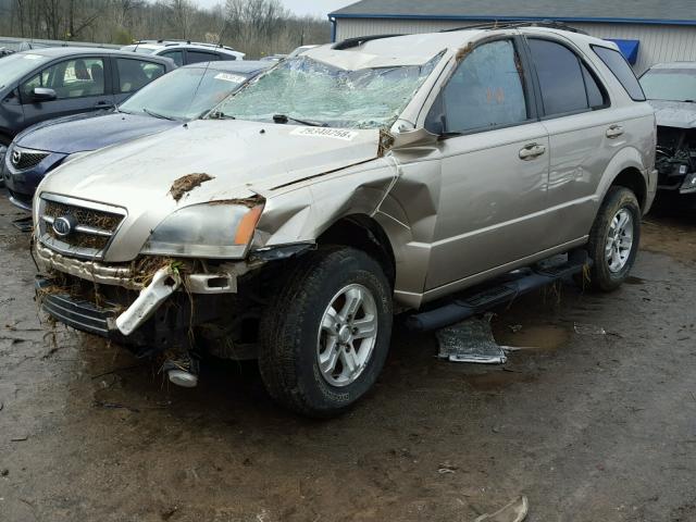 KNDJD733065633343 - 2006 KIA SORENTO EX GOLD photo 2