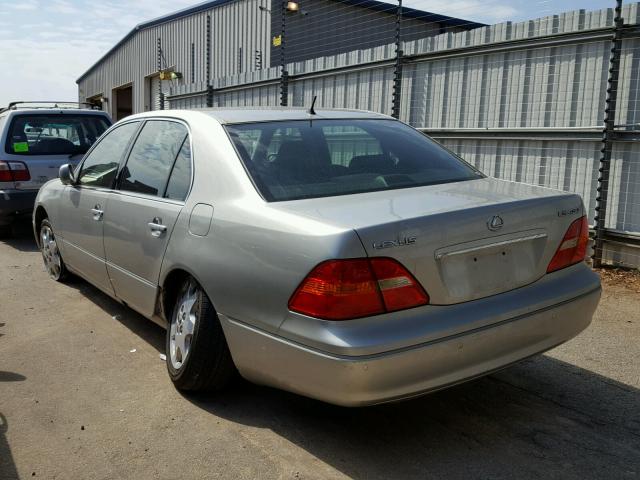 JTHBN30F530101618 - 2003 LEXUS LS 430 SILVER photo 3