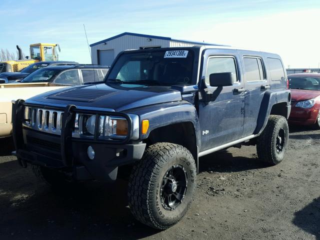 5GTDN13E678226550 - 2007 HUMMER H3 BLUE photo 2