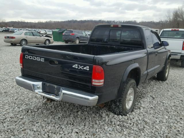 1B7GG22N0YS524876 - 2000 DODGE DAKOTA BLACK photo 4