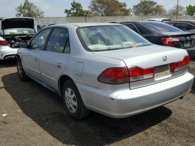 1HGCF86621A038848 - 2001 HONDA ACCORD VAL SILVER photo 3