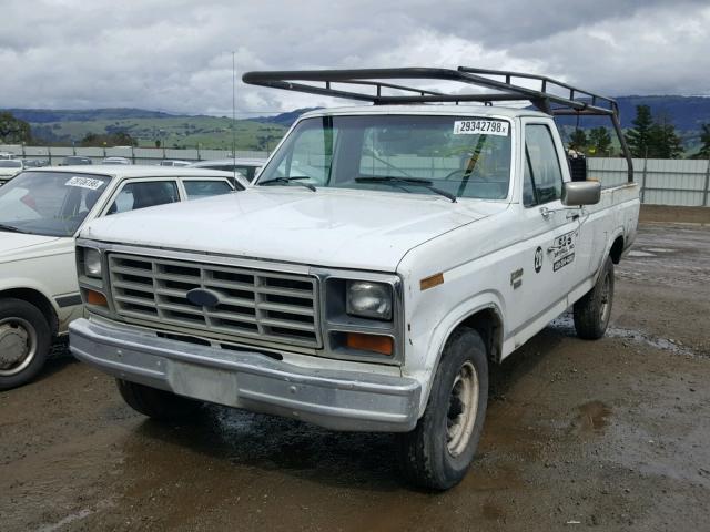 1FTHF251XFPA93205 - 1985 FORD F250 WHITE photo 2
