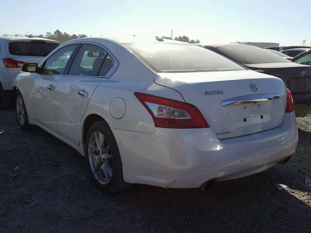 1N4AA5AP8BC803740 - 2011 NISSAN MAXIMA S WHITE photo 3