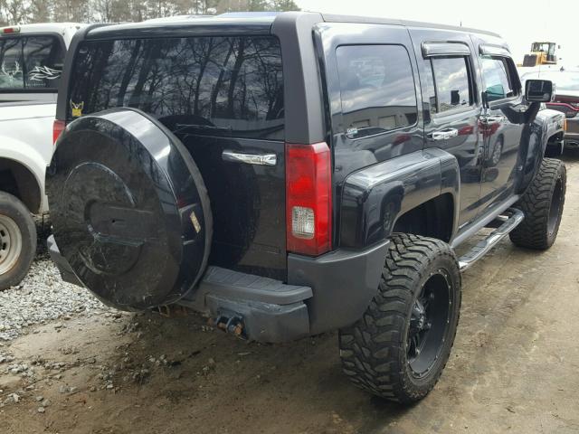 5GTEN13E288144496 - 2008 HUMMER H3 BLACK photo 4