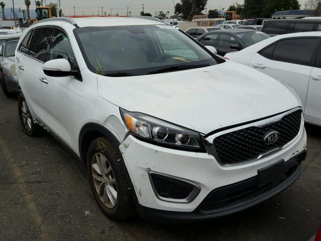 5XYPG4A38GG030510 - 2016 KIA SORENTO LX WHITE photo 1