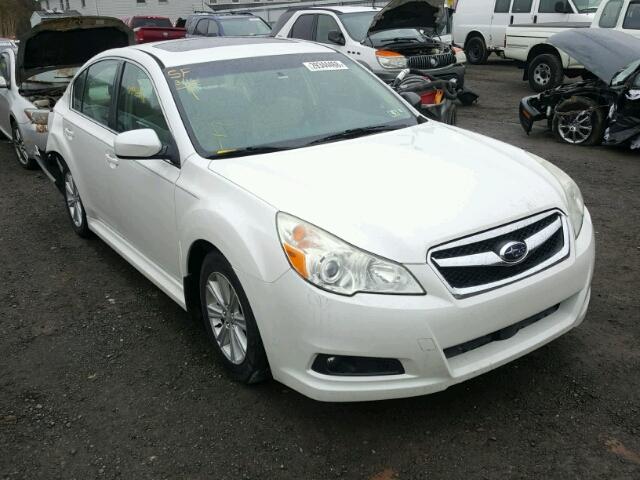 4S3BMBG65B3241251 - 2011 SUBARU LEGACY 2.5 WHITE photo 1