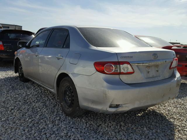 5YFBU4EE2DP197032 - 2013 TOYOTA COROLLA BA SILVER photo 3