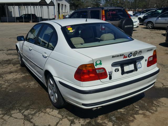 WBAAM3340YFP77065 - 2000 BMW 323 I WHITE photo 3