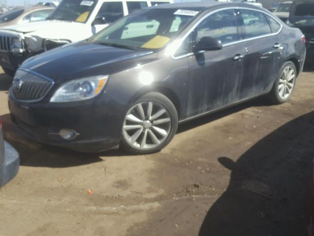 1G4PP5SK6D4243120 - 2013 BUICK VERANO BLACK photo 2