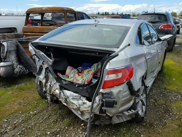 KMHFG4JG2FA439725 - 2015 HYUNDAI AZERA SILVER photo 4