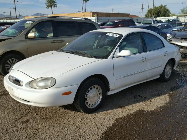 1MELM53S3TA669730 - 1996 MERCURY SABLE LS WHITE photo 2