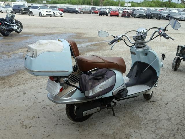 LD5TCBPAXC1007151 - 2012 BENZ SCOOTER BLUE photo 4