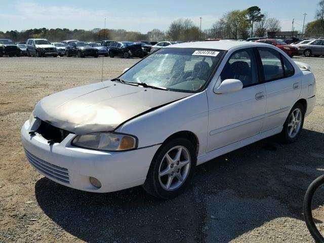 3N1BB51D21L119628 - 2001 NISSAN SENTRA SE WHITE photo 2