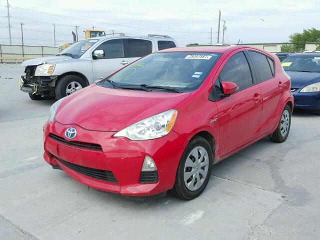 JTDKDTB35C1519985 - 2012 TOYOTA PRIUS C RED photo 2