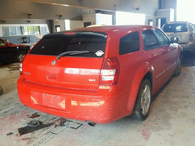 2D4FV47VX7H837349 - 2007 DODGE MAGNUM SXT RED photo 4