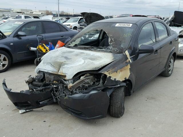 KL1TD5DE6AB109189 - 2010 CHEVROLET AVEO LS BLACK photo 2