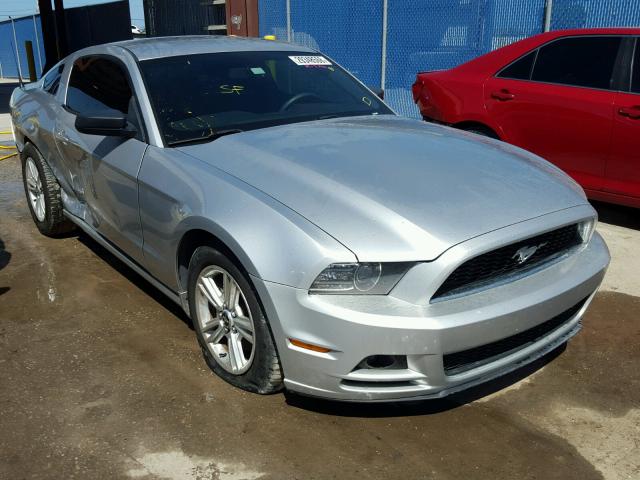 1ZVBP8AM7E5271066 - 2014 FORD MUSTANG SILVER photo 1