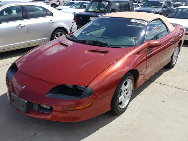 2G1FP32K7V2154242 - 1997 CHEVROLET CAMARO BAS RED photo 2