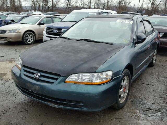 1HGCG668X2A014110 - 2002 HONDA ACCORD EX GREEN photo 2