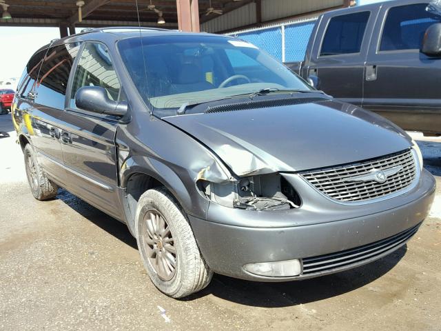 2C8GP64L12R582151 - 2002 CHRYSLER TOWN & COU GREEN photo 1