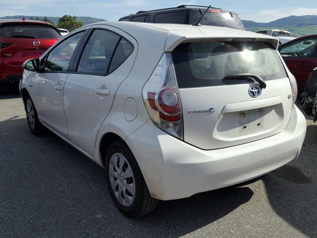 JTDKDTB35E1558787 - 2014 TOYOTA PRIUS C WHITE photo 3