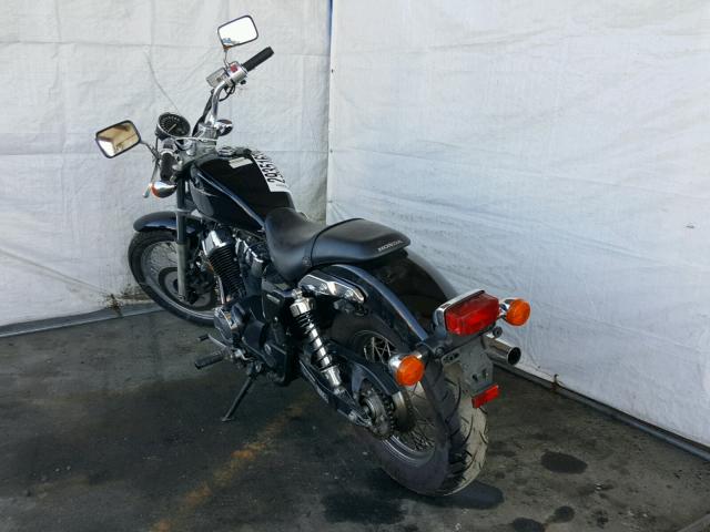 JH2RC5812DK300004 - 2013 HONDA VT750 S BLACK photo 3