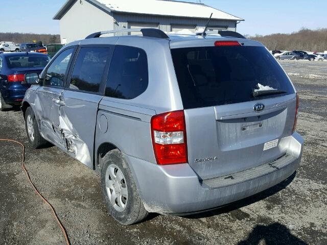 KNDMB133196320946 - 2009 KIA SEDONA SILVER photo 3