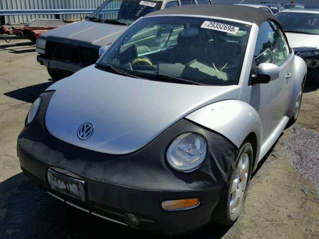 3VWCK21Y03M302572 - 2003 VOLKSWAGEN NEW BEETLE ვერცხლისფერი ფოტო 2
