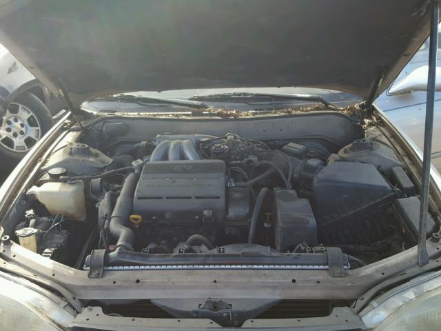 JT2GK13E0R0039876 - 1994 TOYOTA CAMRY XLE TAN photo 7