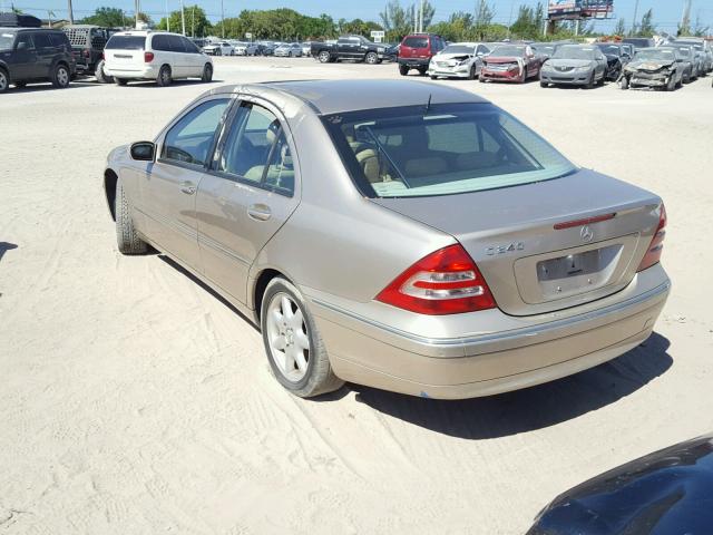 WDBRF61J32F186812 - 2002 MERCEDES-BENZ C 240 GOLD photo 3