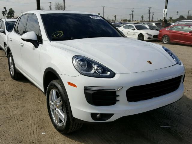 WP1AA2A29GKA13128 - 2016 PORSCHE CAYENNE WHITE photo 1