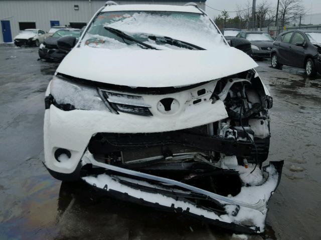 2T3BFREV3EW189651 - 2014 TOYOTA RAV4 LE WHITE photo 7