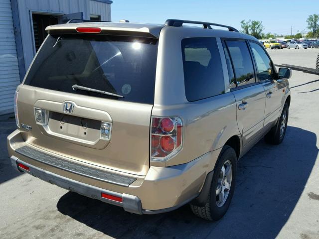 5FNYF28636B007198 - 2006 HONDA PILOT EX GOLD photo 4