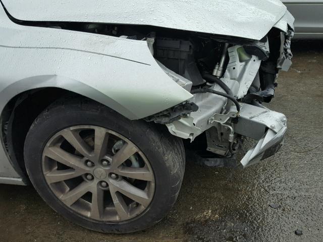 1G11H5SA6DF281331 - 2013 CHEVROLET MALIBU LTZ SILVER photo 9