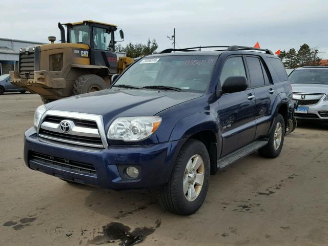 JTEBU14R978105185 - 2007 TOYOTA 4RUNNER SR BLUE photo 2