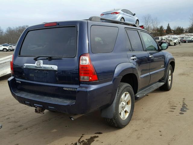 JTEBU14R978105185 - 2007 TOYOTA 4RUNNER SR BLUE photo 4