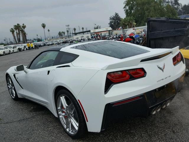 1G1YB2D70G5105949 - 2016 CHEVROLET CORVETTE S WHITE photo 3