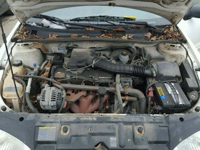 1G1JC524527323391 - 2002 CHEVROLET CAVALIER B WHITE photo 7