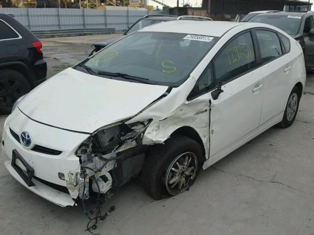 JTDKN3DU6B0328096 - 2011 TOYOTA PRIUS WHITE photo 2