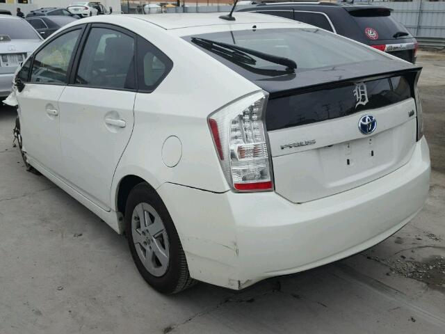 JTDKN3DU6B0328096 - 2011 TOYOTA PRIUS WHITE photo 3