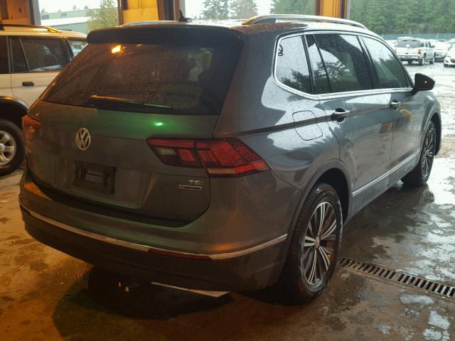 3VV2B7AX0JM081444 - 2018 VOLKSWAGEN TIGUAN SE Grau Foto 4
