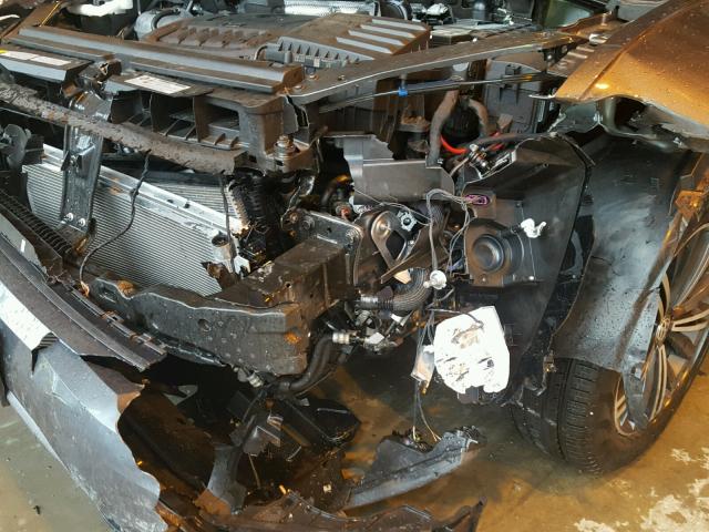 3VV2B7AX0JM081444 - 2018 VOLKSWAGEN TIGUAN SE Grau Foto 9