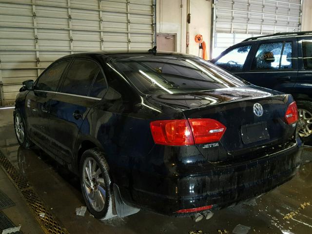 3VWLL7AJ2CM316230 - 2012 VOLKSWAGEN JETTA TDI BLACK photo 3