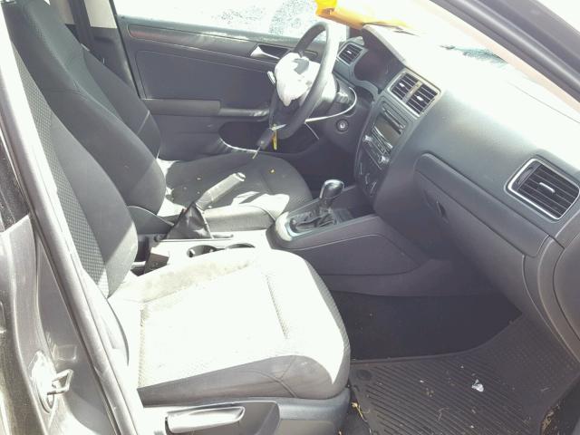 3VW2K7AJXBM390315 - 2011 VOLKSWAGEN JETTA BASE 灰色 照片 5